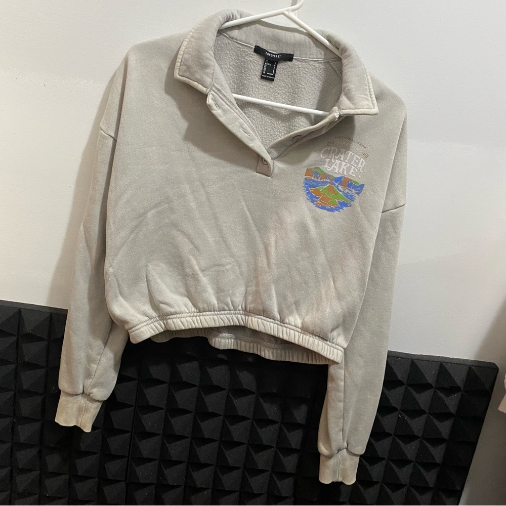 Forever 21 long sleeve Oregon Crater Lake sweatshirt